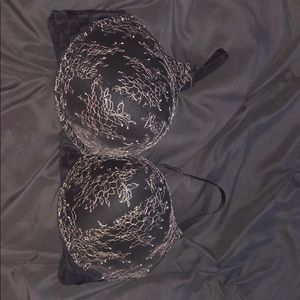 Victoria’s Secret Bombshell Push-Up Bra
